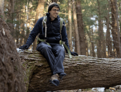 John Benjamin leads a wintertime field trip. (photo © Ben Conant)