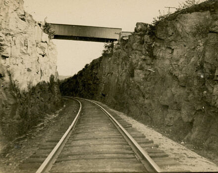 The Summit Cut through ledge on the Cheshire Railroad in Keene (photo HSCC)
