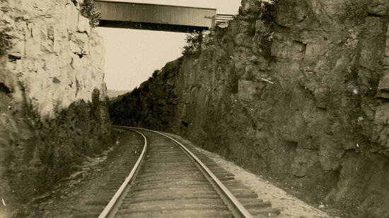 The Summit Cut through ledge on the Cheshire Railroad in Keene (photo HSCC)