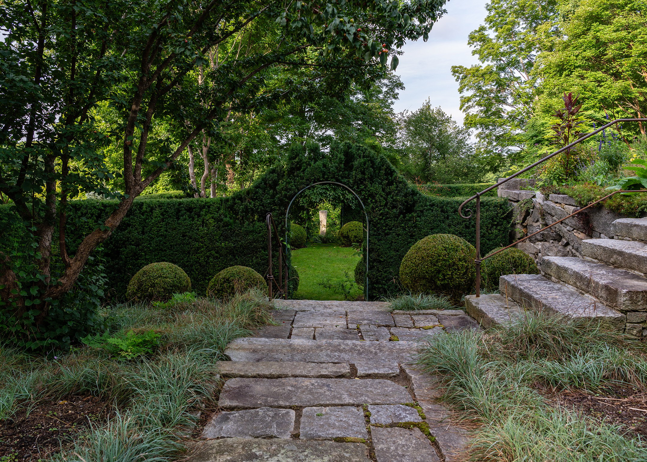 Michael Gordon's Peterborough garden (photo © Morgan Karanasios courtesy New Hampshire)